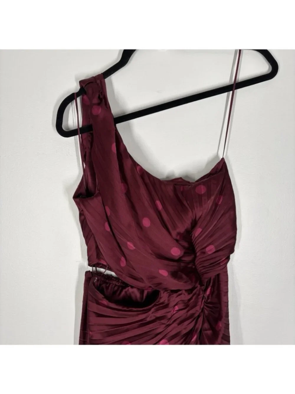 Abercrombie & Fitch Sz M The Giselle Pleated One-Shoulder Cutout Maxi Dress NWOT